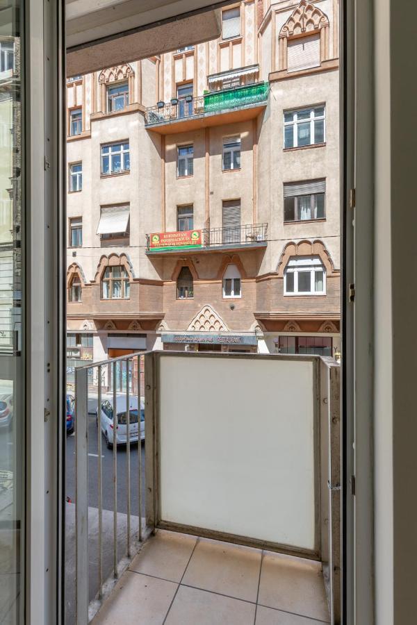 Apartament Second *